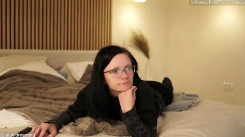 Lucid Dreaming online show from 5, 10, 2025