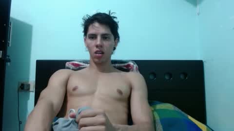 Snapshot of alvarodancer chatting on 6, 10, 2025 alvarodancer online show from 6, 10, 2025