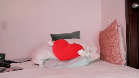 Snapshot of alyjonesoficiall_ chatting on 20, 2, 2025 Aly Instg oficial alyjones  Lush and Domi love toys are on online show from 20, 2, 2025