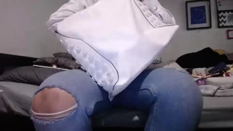 Alyn Maria online show from 6, 1, 2026