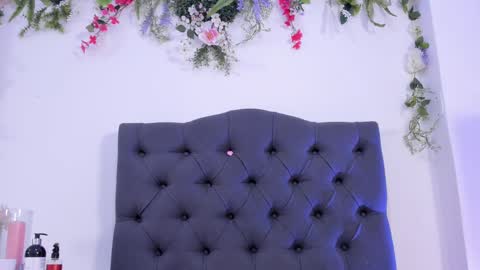 alyssa_joness online show from 20, 2, 2025