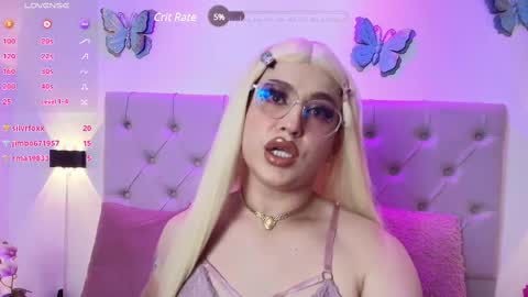 alyssaa_hunter online show from 18, 2, 2025