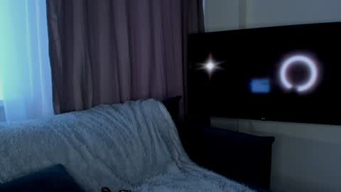 Snapshot of alyssensual chatting on 31, 1, 2025 Alyssa  I will be online December 2 at 2000 UTC  online show from 31, 1, 2025
