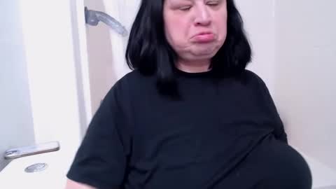 Alyssiaamorexo online show from 24, 2, 2025