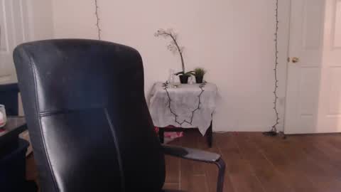 Alyssiaamorexo online show from 7, 3, 2025