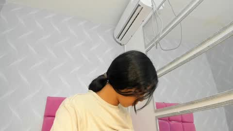 Snapshot of amaia_baez chatting on 23, 1, 2025 AMAIA online show from 23, 1, 2025