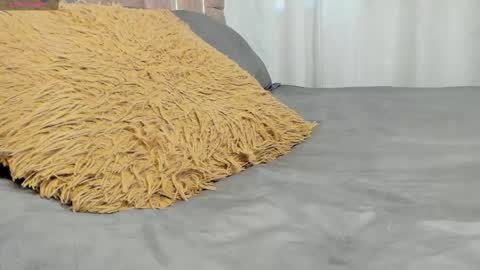 Amaia Mendoza online show from 15, 2, 2025