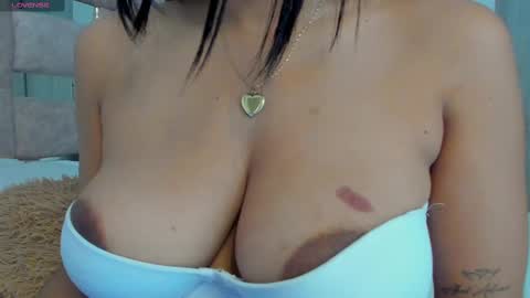 Amaia Mendoza online show from 22, 2, 2025