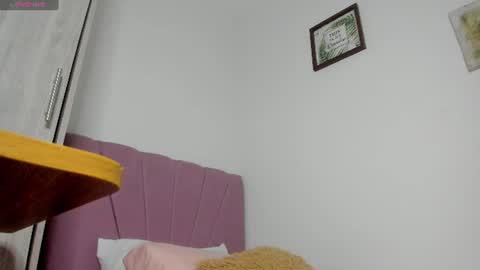 Snapshot of amaia_mendoza chatting on 13, 6, 2026 Amaia Mendoza online show from 13, 6, 2026