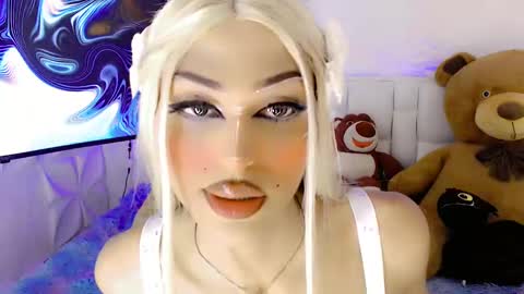 amal_baddel_ online show from 28, 2, 2025