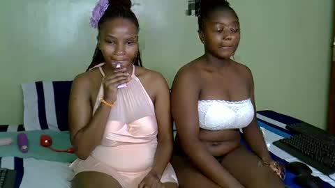 Snapshot of amala01 chatting on 16, 3, 2026 amala01 online show from 16, 3, 2026