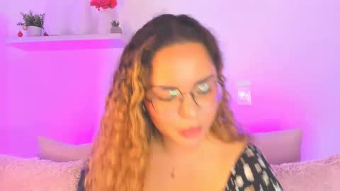 Snapshot of amalia_bennet chatting on 24, 2, 2025 amalia bennet online show from 24, 2, 2025