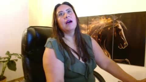 Snapshot of amalia_brunette chatting on 23, 3, 2026 AMALIA online show from 23, 3, 2026