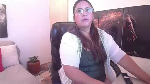 AMALIA online show from 6, 8, 2026