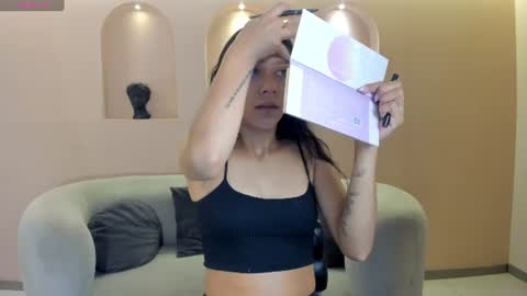 Amalia cruss online show from 12, 7, 2026