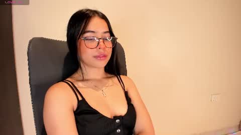 Amalia    real MIA  online show from 11, 6, 2026