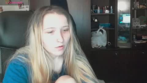 Snapshot of amanda_sherr chatting on 15, 10, 2025 Amanda online show from 15, 10, 2025