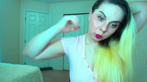 Snapshot of amandainbloom chatting on 24, 2, 2025 Amanda online show from 24, 2, 2025