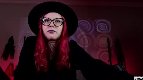 Goddess Amanita online show from 6, 2, 2025