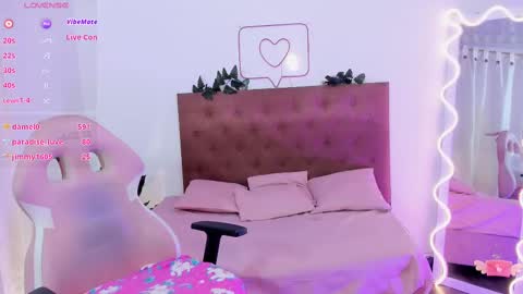 Snapshot of amara_tay chatting on 28, 2, 2025 Amara tay online show from 28, 2, 2025
