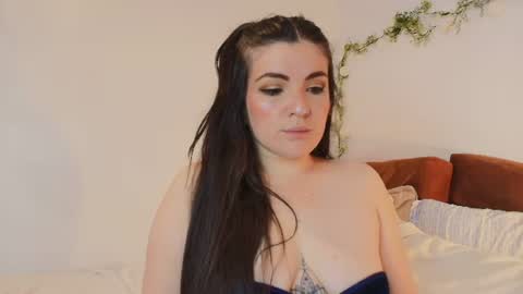 Amara Vega  online show from 12, 7, 2026