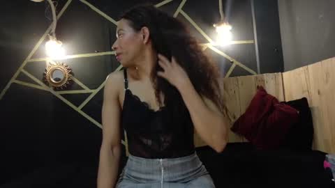 amara_vex online show from 1, 7, 2026