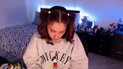 Snapshot of amarat_jolie chatting on 30, 1, 2025 Mila online show from 30, 1, 2025