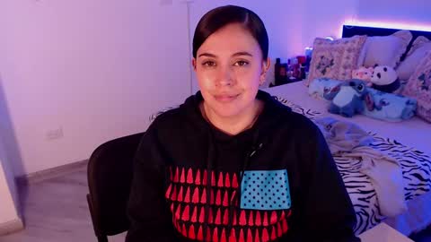 Snapshot of amarat_jolie chatting on 26, 2, 2025 Mila online show from 26, 2, 2025