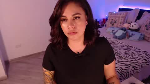 Snapshot of amarat_jolie chatting on 28, 2, 2025 Mila online show from 28, 2, 2025