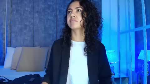 Snapshot of amarettho chatting on 17, 7, 2026 Emily online show from 17, 7, 2026