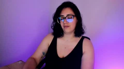 Snapshot of amaryllis_vizcaya chatting on 13, 12, 2024  Katt   online show from 13, 12, 2024