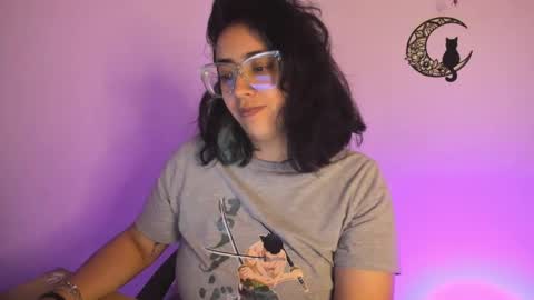Snapshot of amaryllis_vizcaya chatting on 5, 2, 2025  Katt   online show from 5, 2, 2025