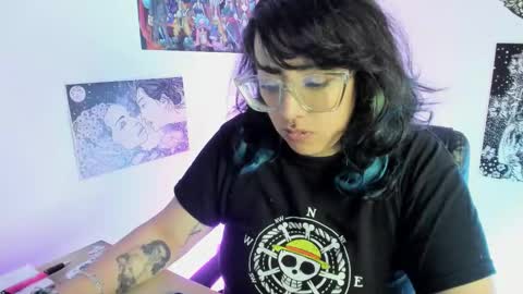 Snapshot of amaryllis_vizcaya chatting on 18, 12, 2025 Katt online show from 18, 12, 2025