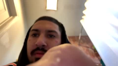 Snapshot of amature59 chatting on 25, 1, 2025 Jamesy online show from 25, 1, 2025