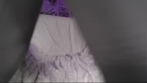 Snapshot of amazing_agness chatting on 27, 2, 2025 amazing_agness online show from 27, 2, 2025