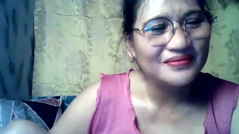 Snapshot of amazing_angel22 chatting on 25, 10, 2025 amazing angel online show from 25, 10, 2025