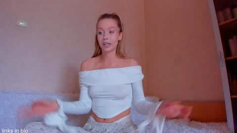 Roxy online show from 21, 9, 2025