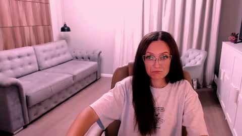 Izza online show from 27, 7, 2026