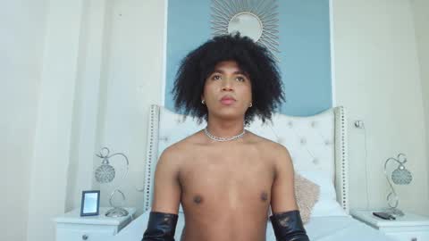 Ambar Colling online show from 8, 3, 2025