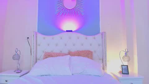 Ambar Colling online show from 21, 10, 2025