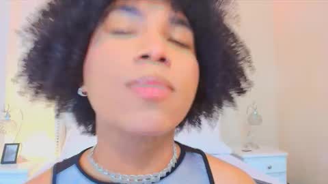 Ambar Colling online show from 24, 10, 2025