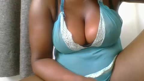 Mia online show from 7, 3, 2025