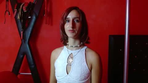 ambar_roux1 online show from 11, 3, 2025