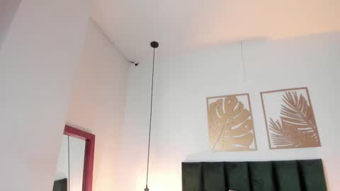 Amber Davis online show from 14, 2, 2025