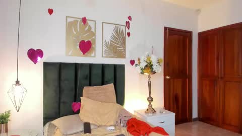 Amber Davis online show from 14, 2, 2025