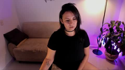 Amber Davis online show from 8, 5, 2026