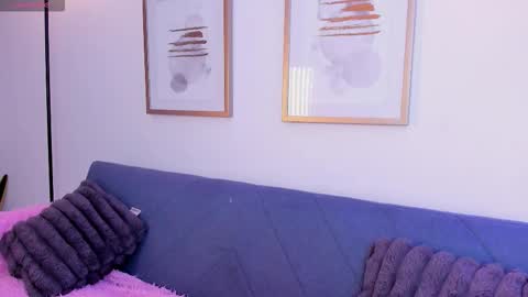 Snapshot of amber_blunt_ chatting on 13, 10, 2025 Amber  online show from 13, 10, 2025