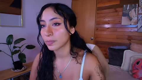 amber_curly online show from 30, 4, 2026