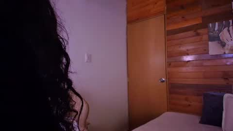 amber_curly online show from 6, 7, 2026