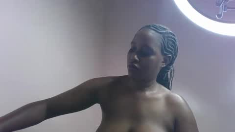 Snapshot of amber_cutie2 chatting on 14, 5, 2026 amber_cutie2 online show from 14, 5, 2026